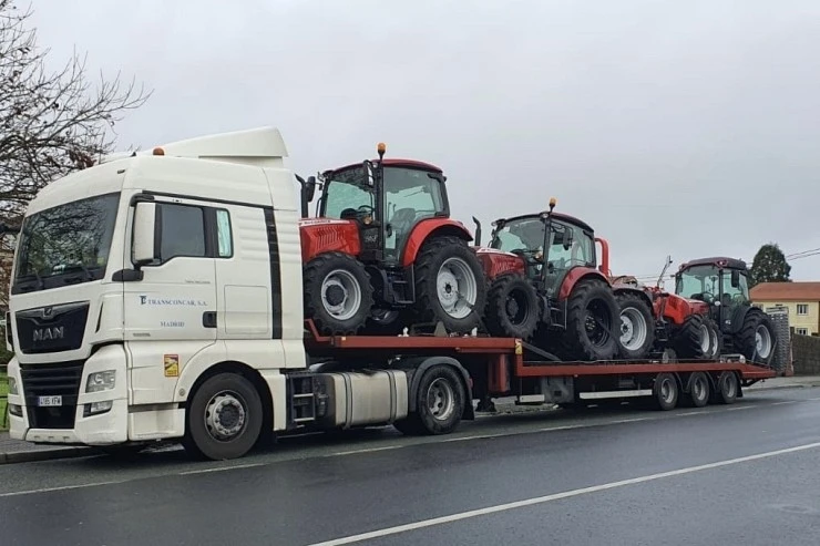 Transporte de tractores